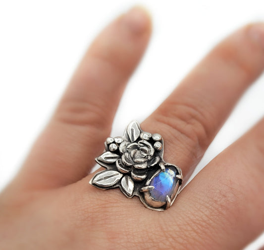 Moon Blossom Ring Size 9